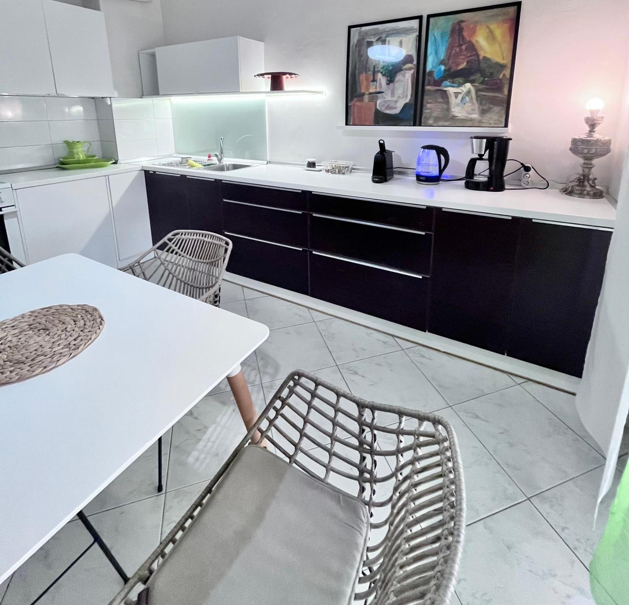 Central 7 - Stylish Apartment Komotini Exterior foto
